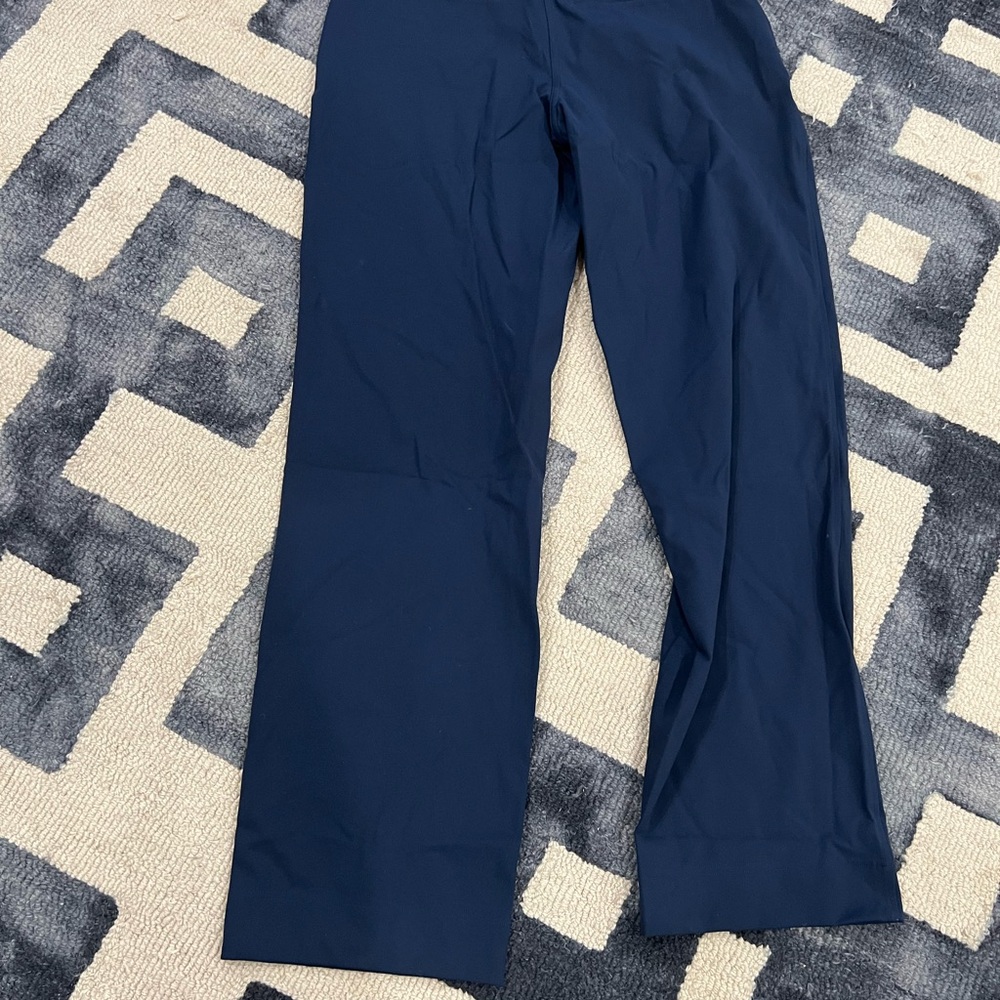 Women’s straight leg mid rise Navy Pants - Picture 4 of 4